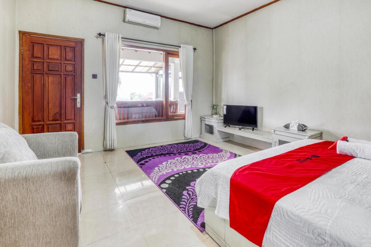 เรดดอร์ซ พลัส แอท ปุรโวดาดิ Hotel ปาซูรูอัน ภายนอก รูปภาพ