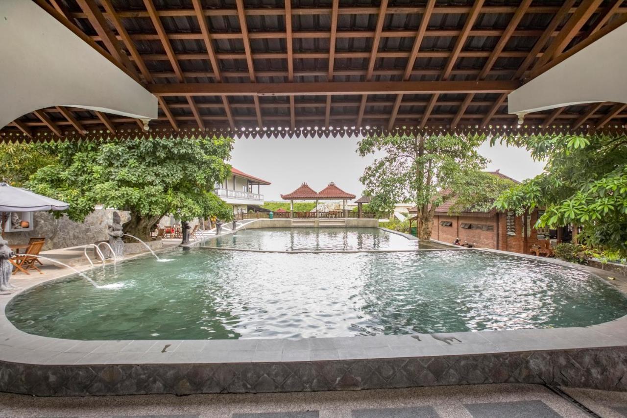 เรดดอร์ซ พลัส แอท ปุรโวดาดิ Hotel ปาซูรูอัน ภายนอก รูปภาพ